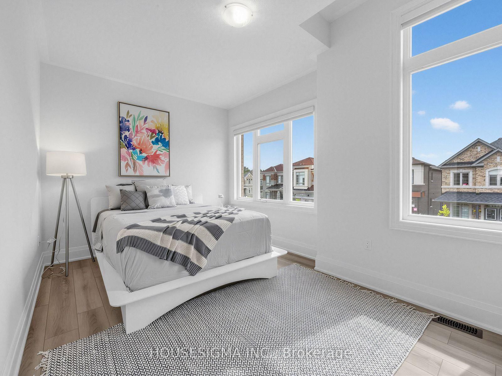 15 Edworthy Gardens • Hamilton, ON photo 29
