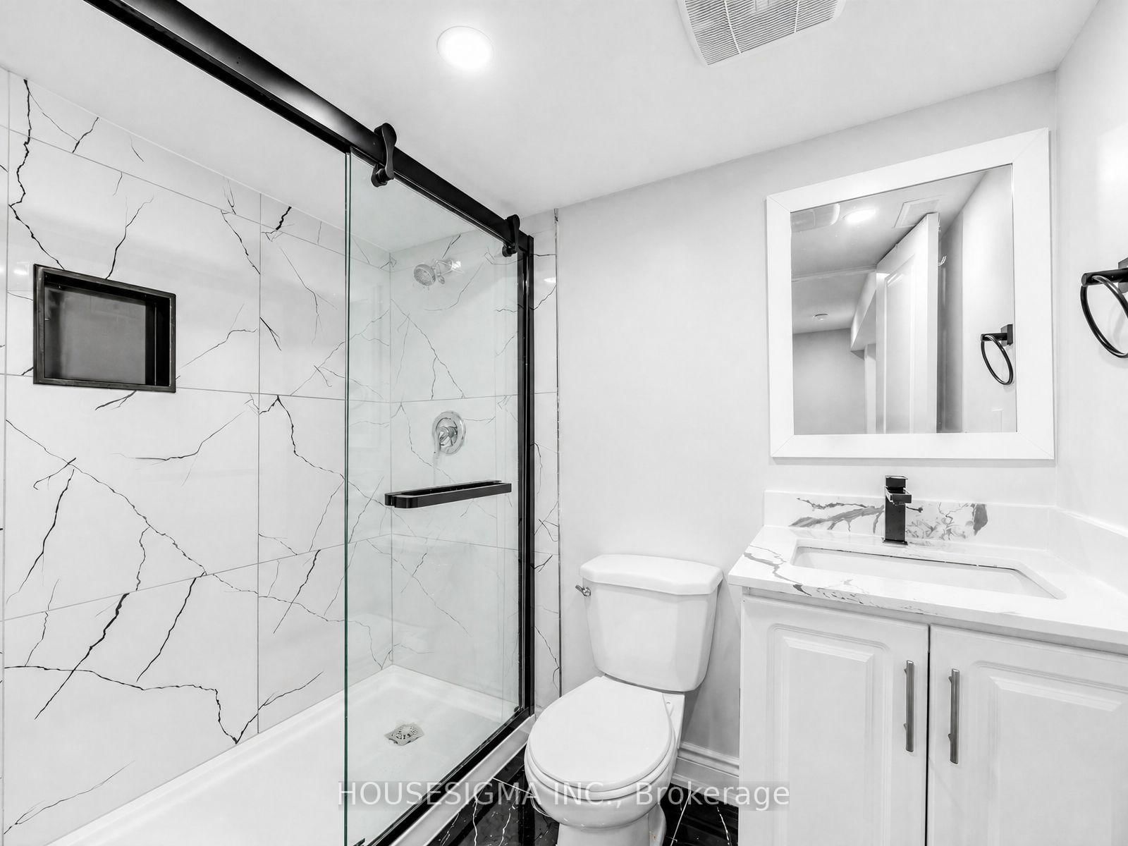15 Edworthy Gardens • Hamilton, ON photo 31