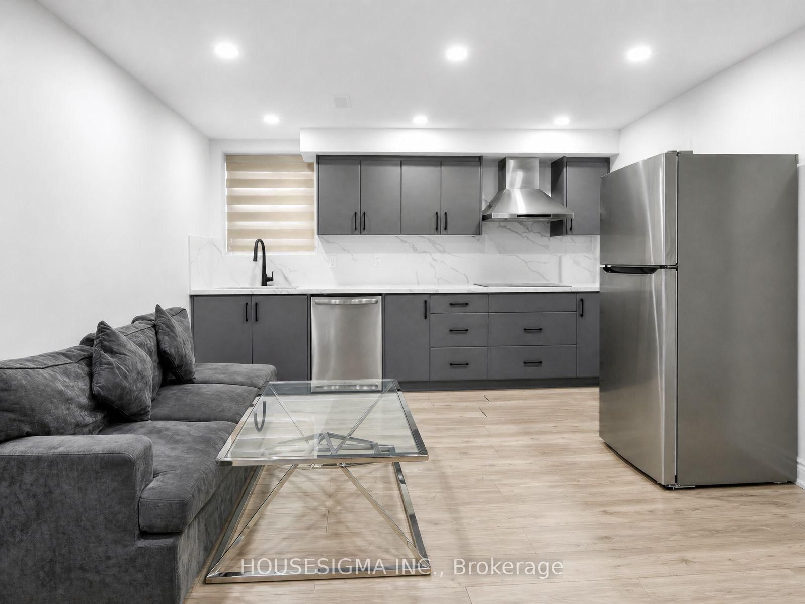 15 Edworthy Gardens • Hamilton, ON photo 36