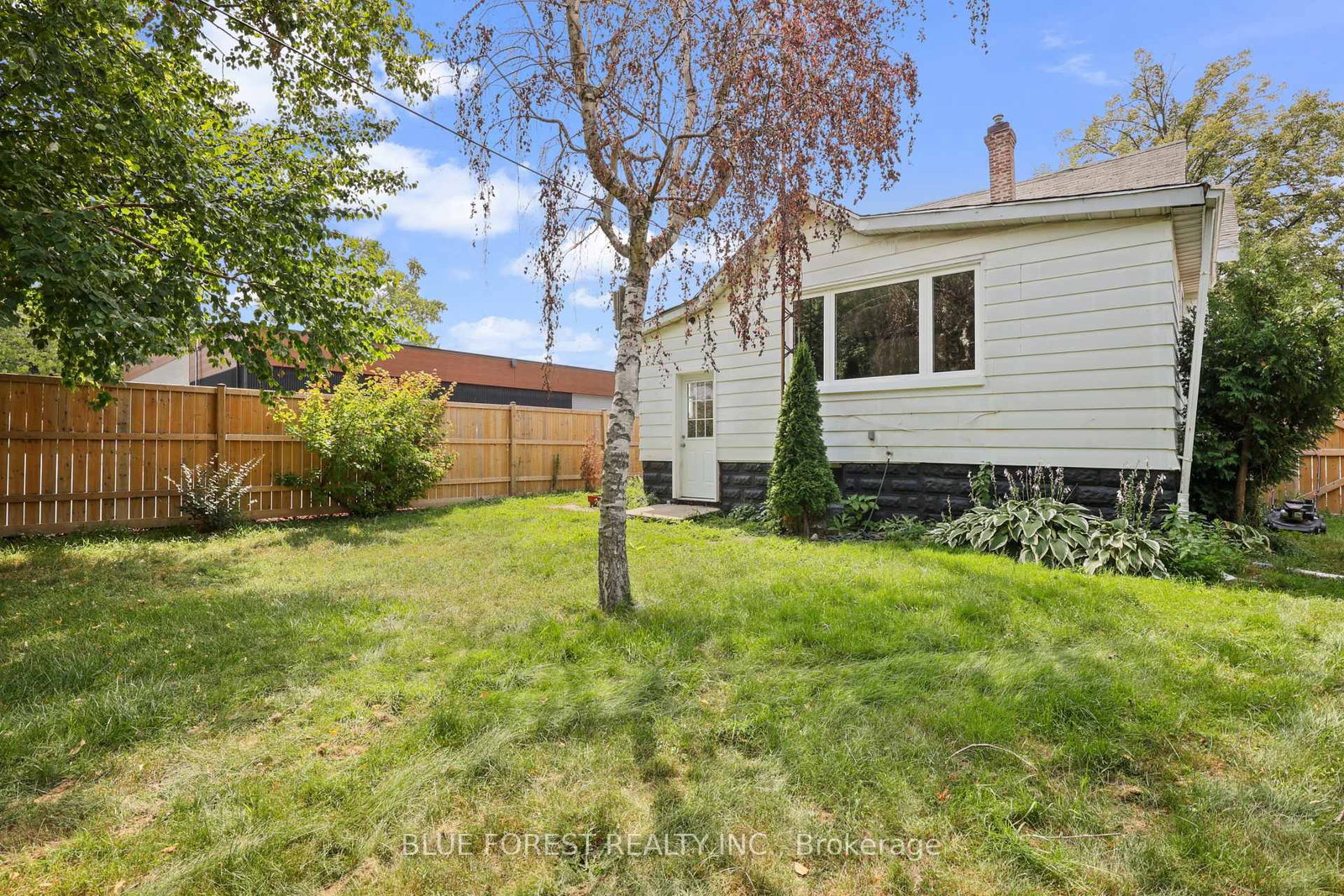 305 St Clair Street • Chatham-Kent, ON photo 35
