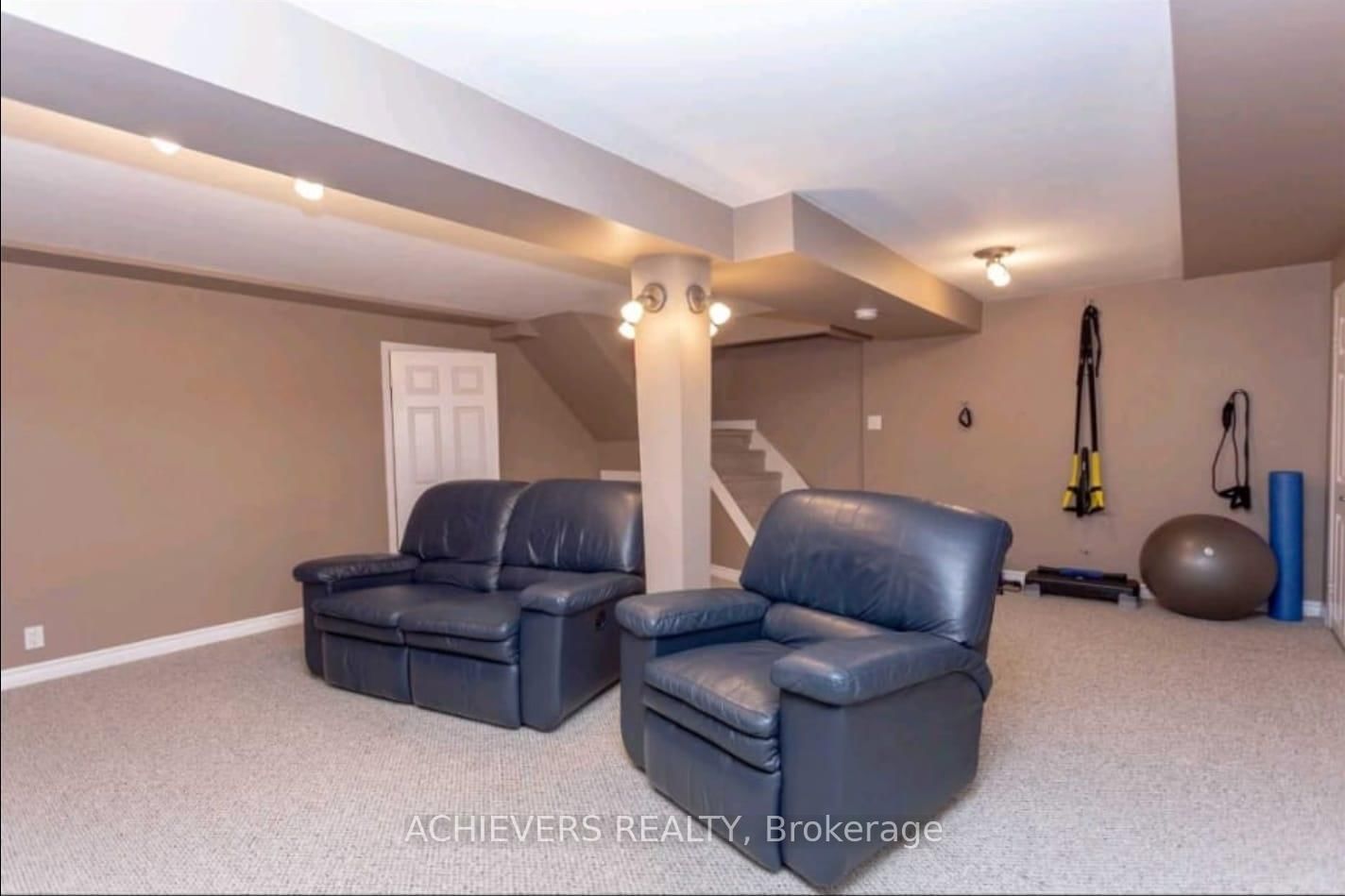 770 Fanshawe Park Road E • London North, ON photo 7