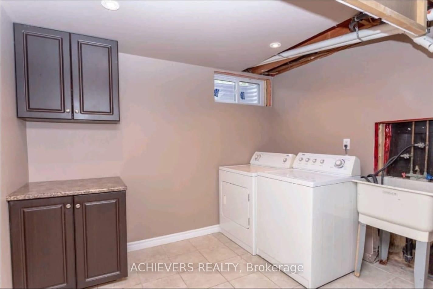 770 Fanshawe Park Road E • London North, ON photo 8