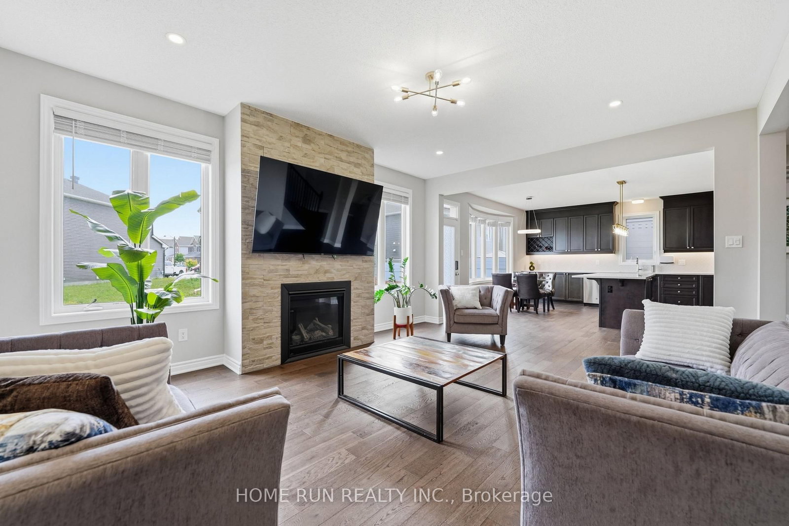 1089 Apolune Street • Ottawa, ON photo 15