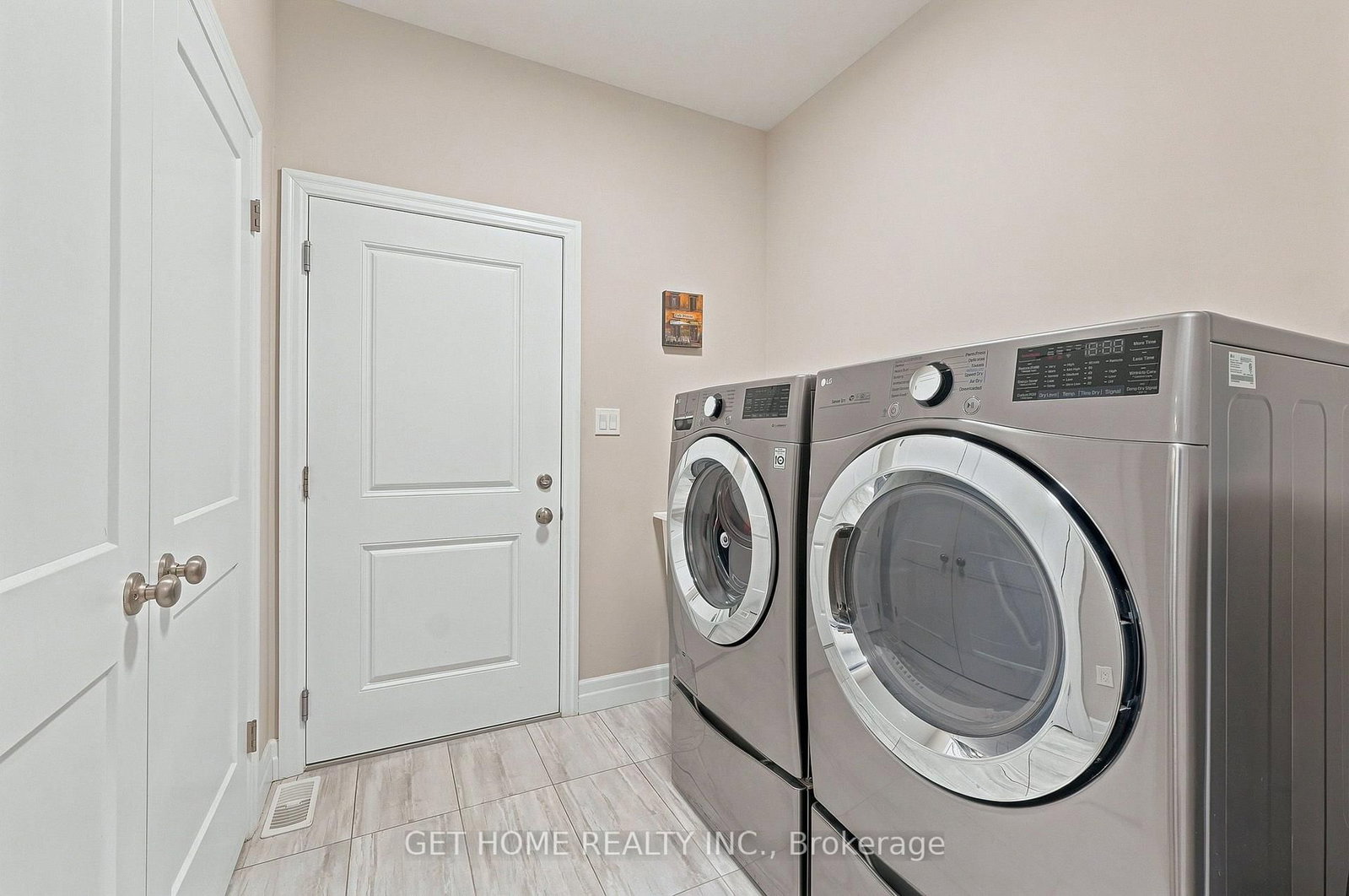 410 Rogers Road • North Perth, ON photo 13