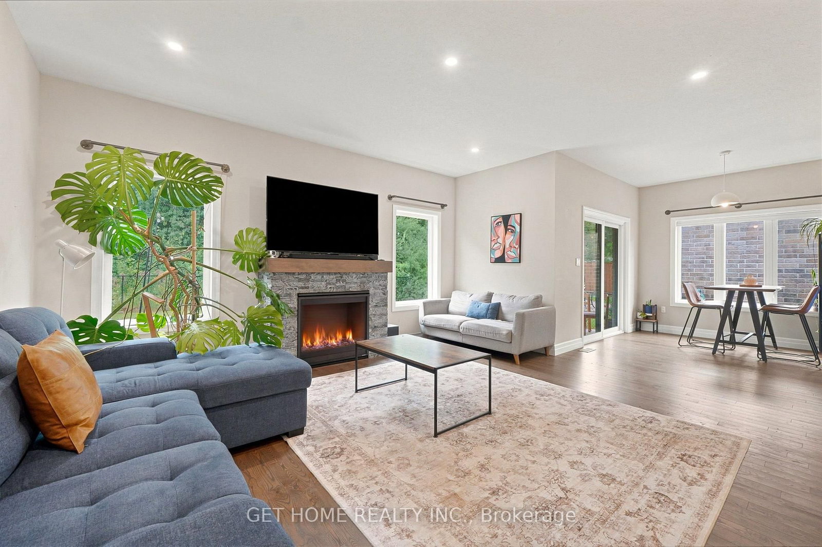 410 Rogers Road • North Perth, ON photo 36