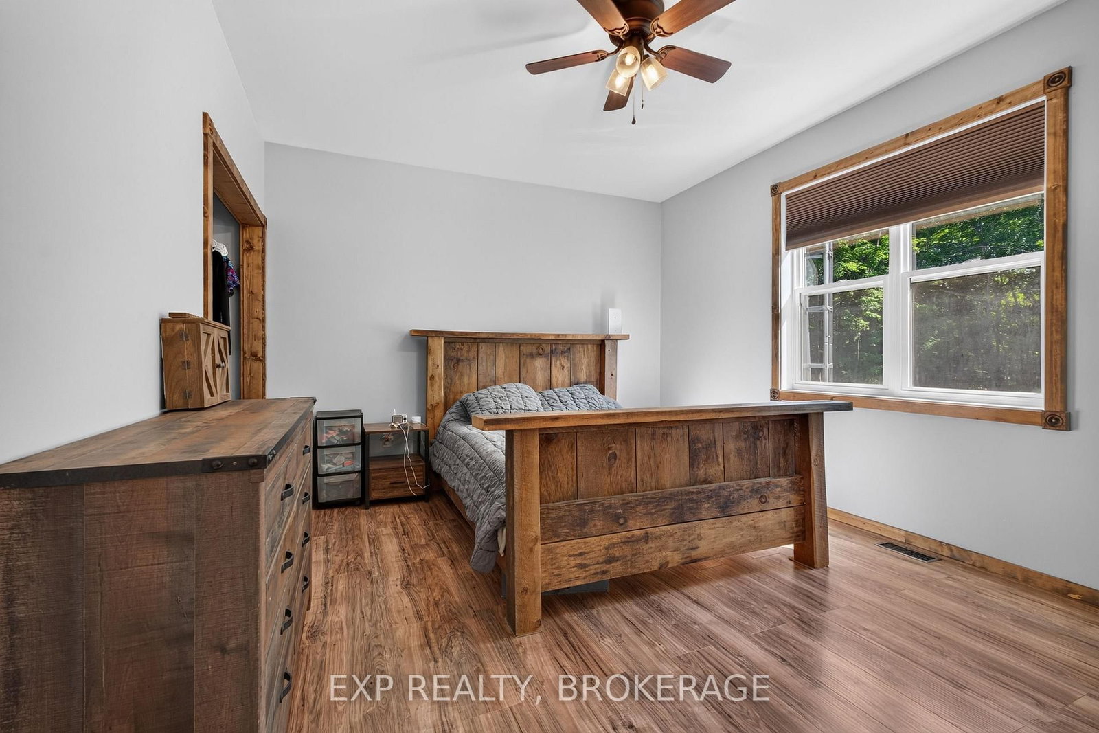 1020 HILL Road • Godfrey, ON photo 25