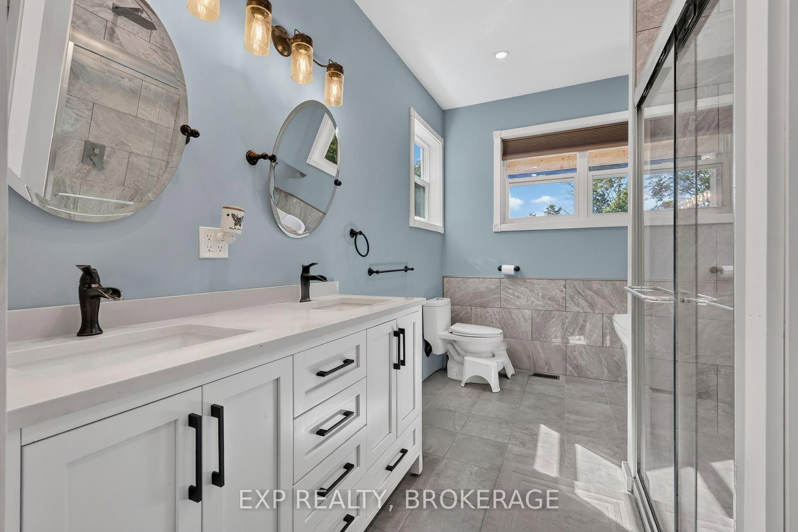 1020 HILL Road • Godfrey, ON photo 27
