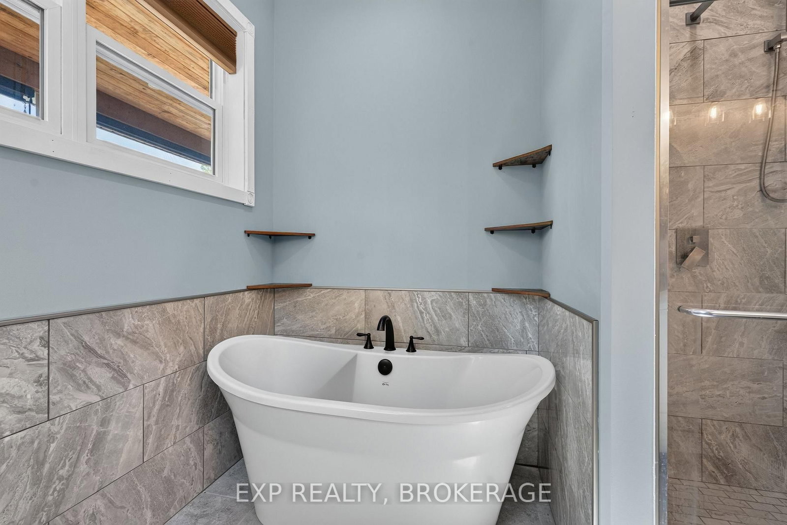 1020 HILL Road • Godfrey, ON photo 28