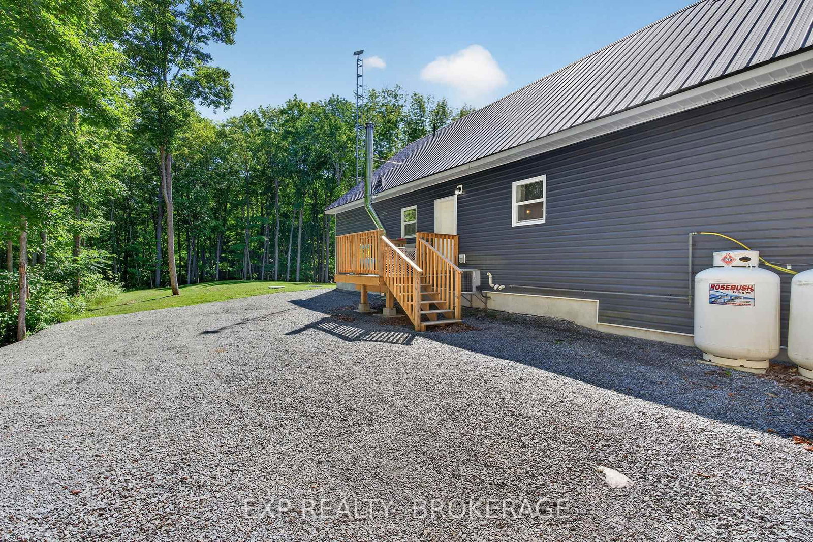 1020 HILL Road • Godfrey, ON photo 41