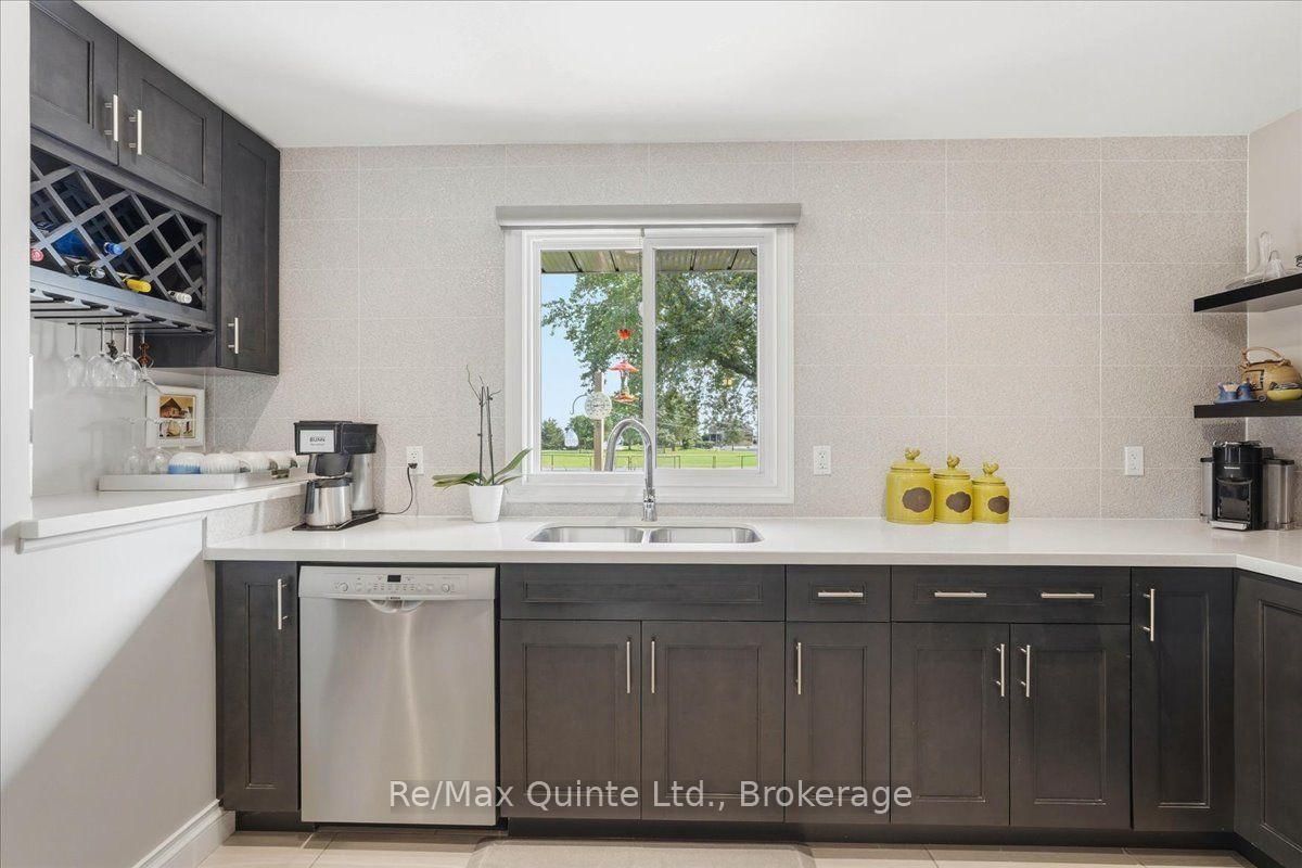 353 Lakeshore Road • Brighton, ON photo 10