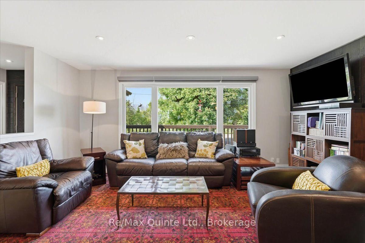 353 Lakeshore Road • Brighton, ON photo 14