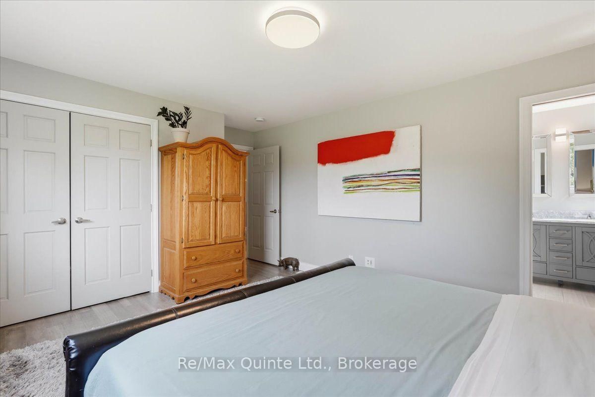 353 Lakeshore Road • Brighton, ON photo 17