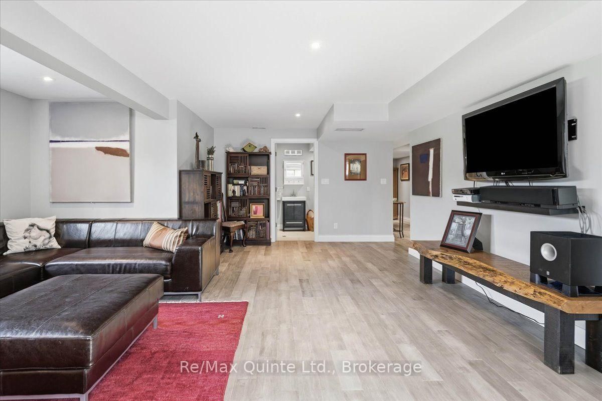353 Lakeshore Road • Brighton, ON photo 23