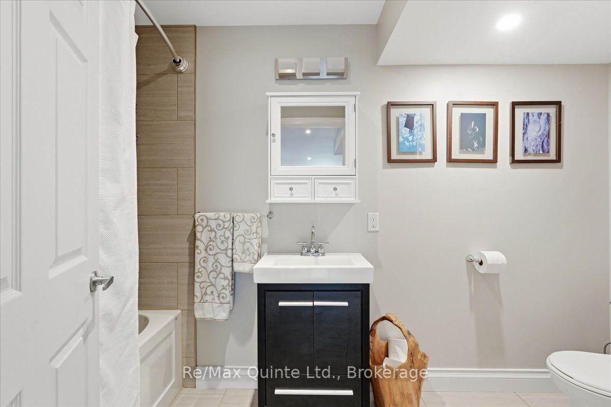 353 Lakeshore Road • Brighton, ON photo 29