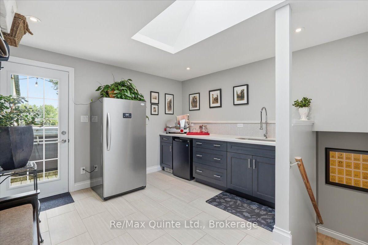 353 Lakeshore Road • Brighton, ON photo 30