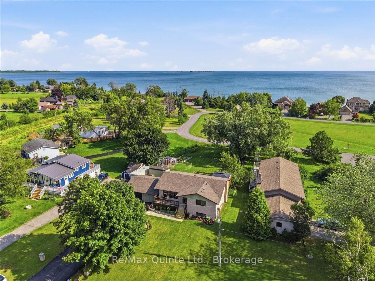 353 Lakeshore Road • Brighton, ON photo 4