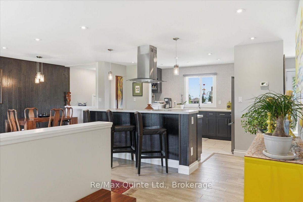 353 Lakeshore Road • Brighton, ON photo 7