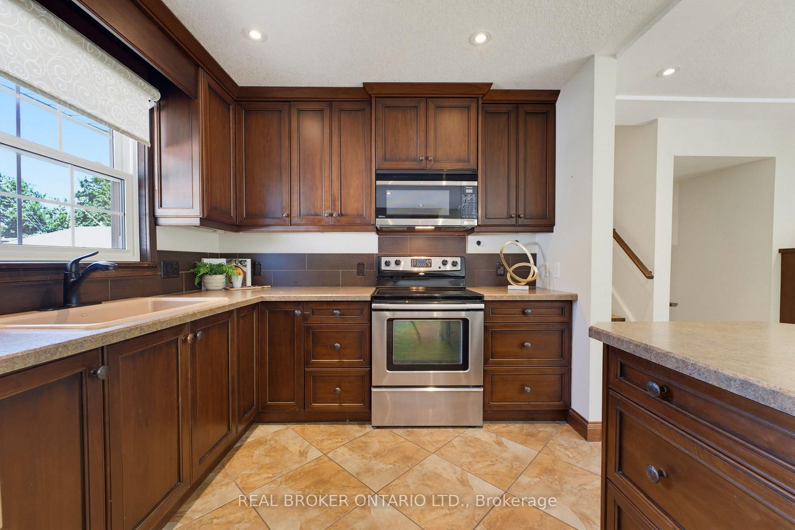 94 First Street W • Woolwich, ON photo 11