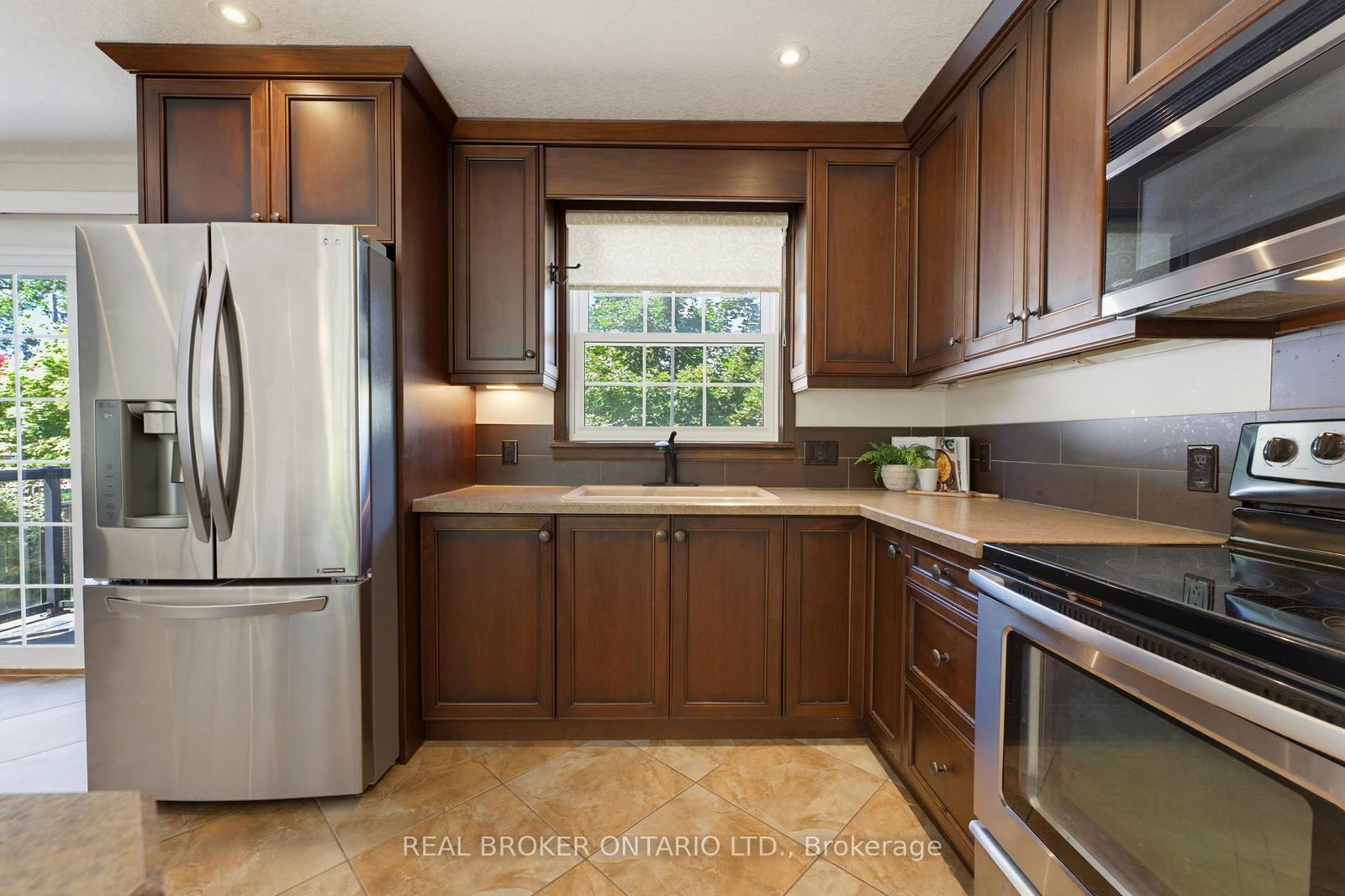 94 First Street W • Woolwich, ON photo 9