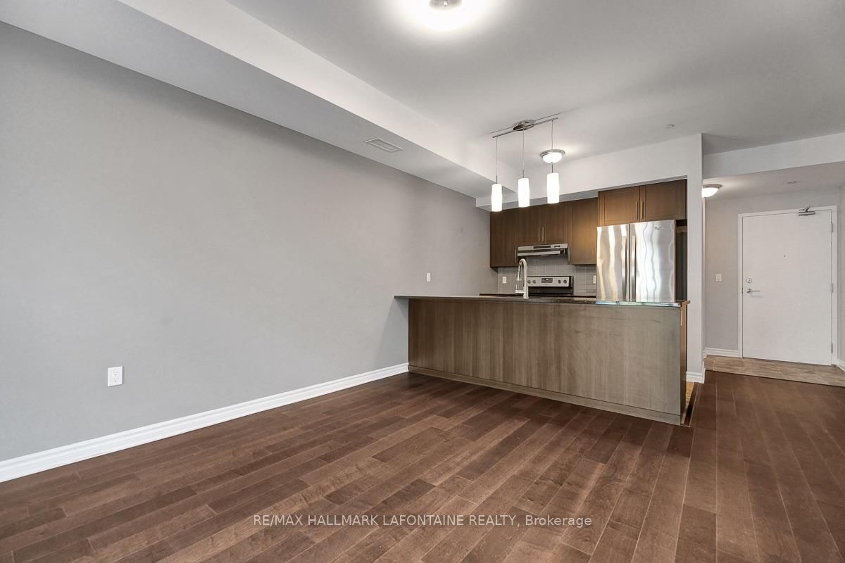 120 Prestige Circle • #114 • Ottawa, ON photo 11