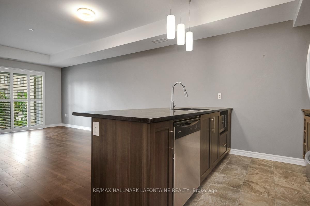 120 Prestige Circle • #114 • Ottawa, ON photo 15