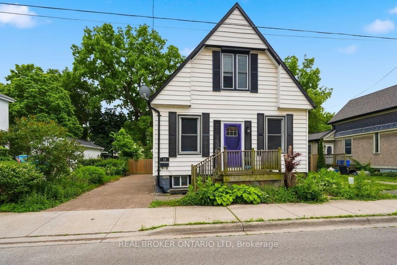 18 Mount Pleasant Avenue