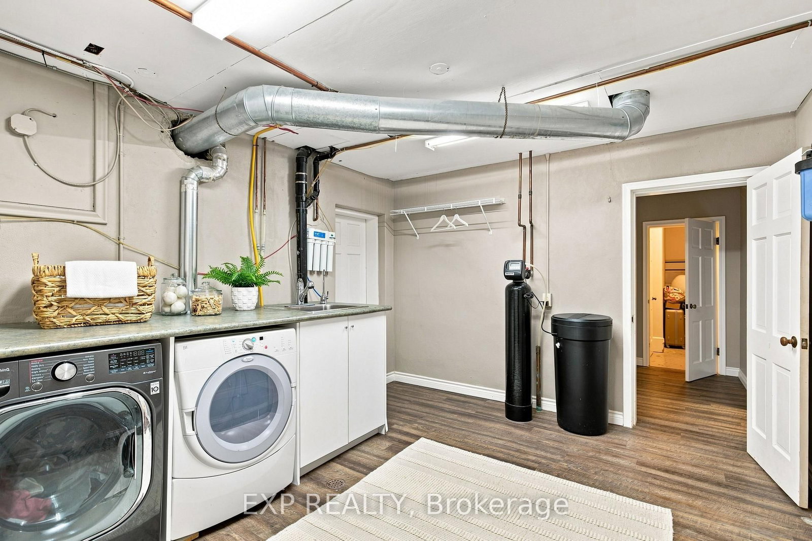 290 Bridgeport Road E • Waterloo, ON photo 43