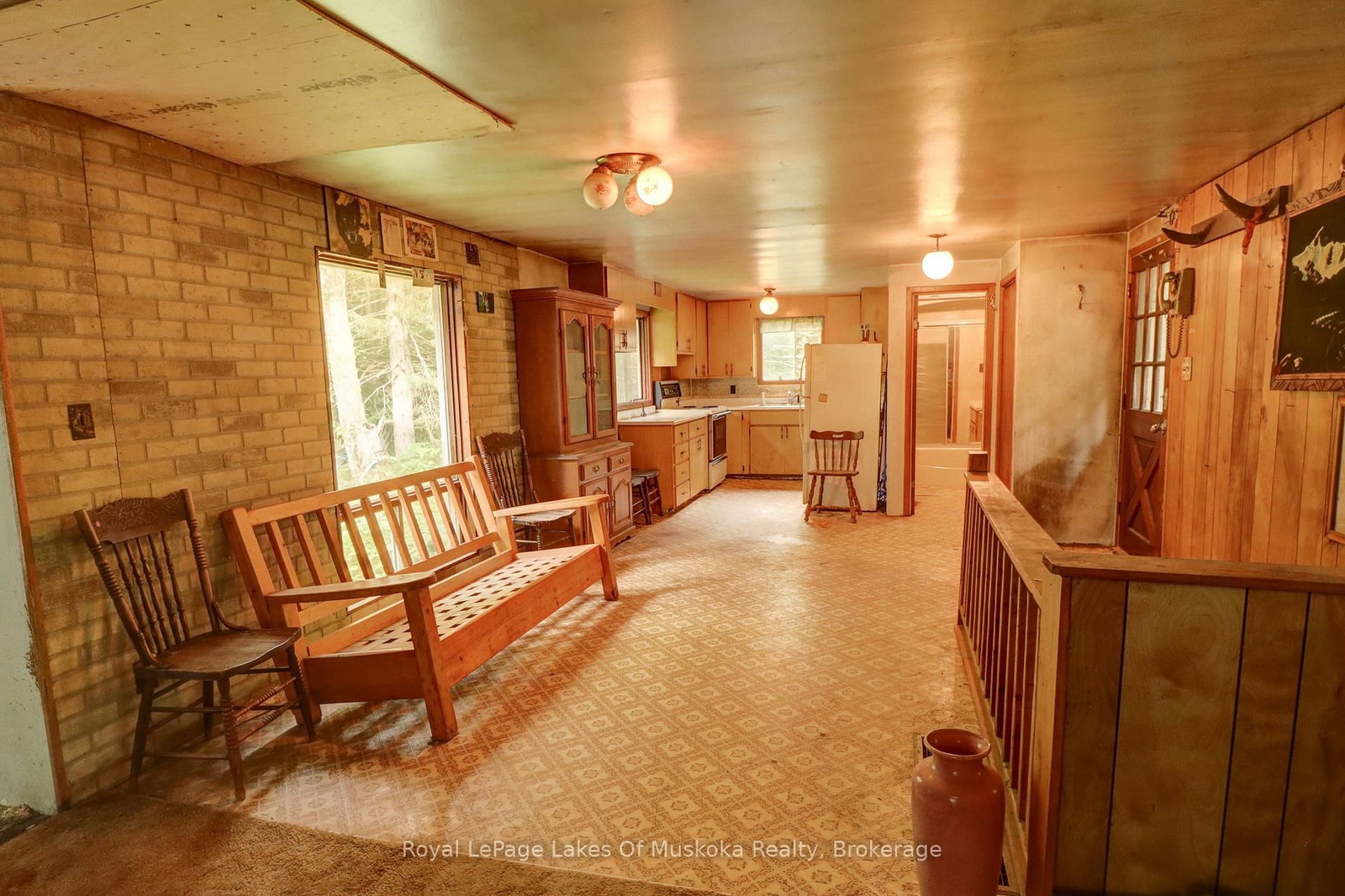 182 Old School House Road • Huntsville, ON photo 12