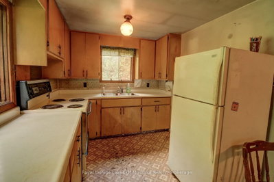182 Old School House Road • Huntsville, ON photo 7