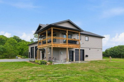 1467 County Road 19 • Prince Edward County, ON photo 2