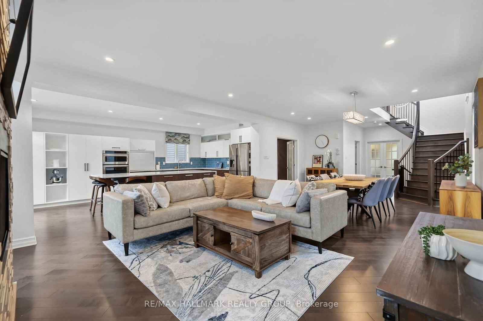 878 EXCURSION Way • Ottawa, ON photo 11