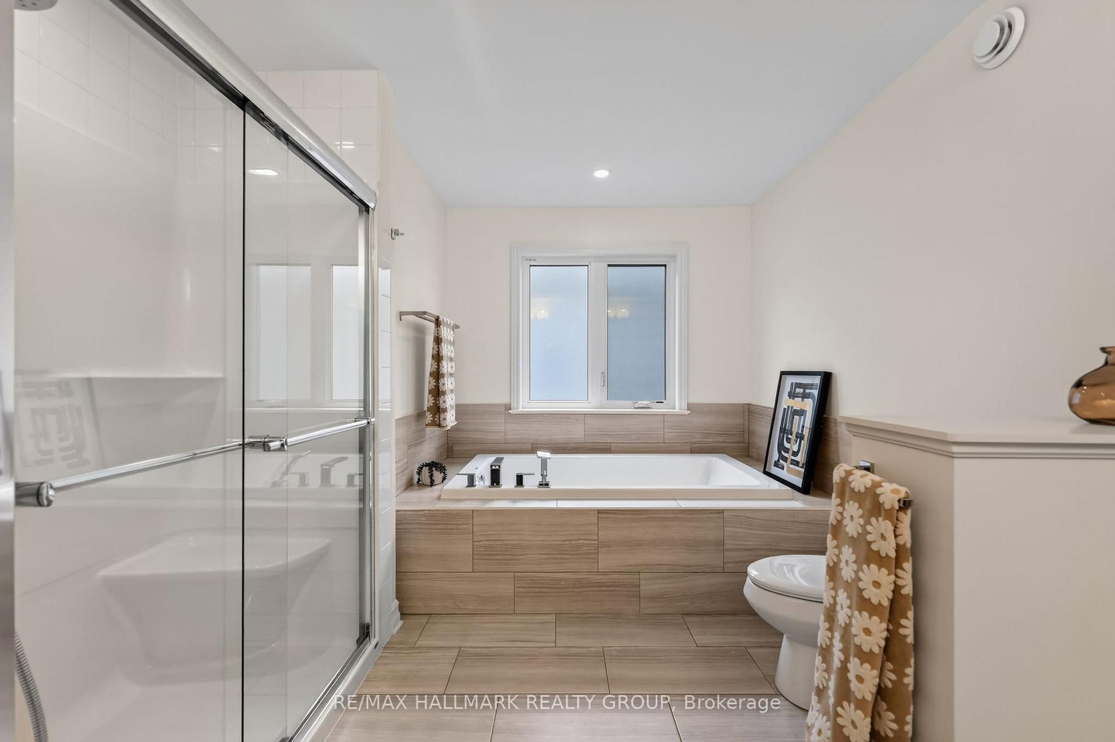 878 EXCURSION Way • Ottawa, ON photo 30