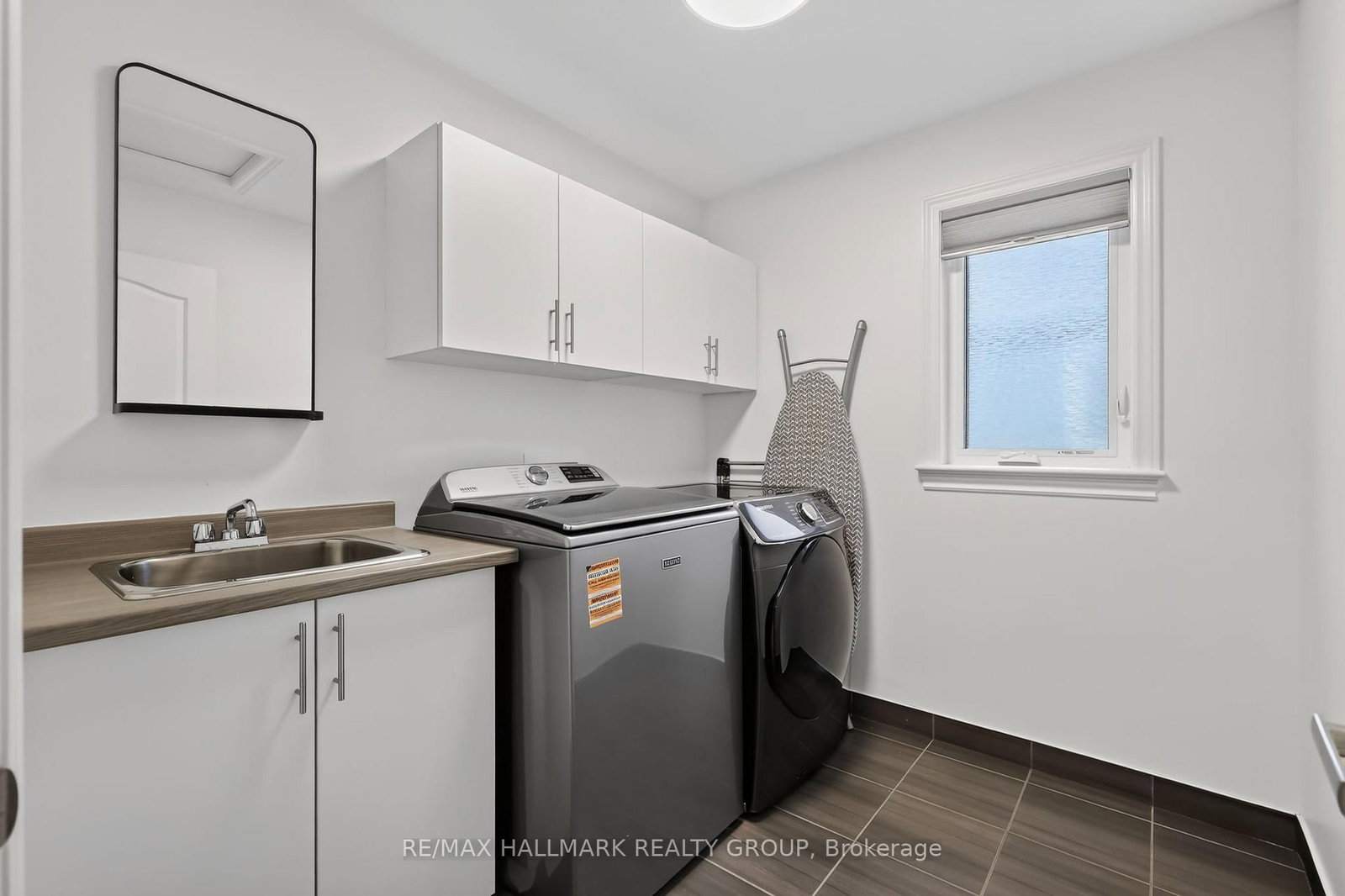 878 EXCURSION Way • Ottawa, ON photo 33