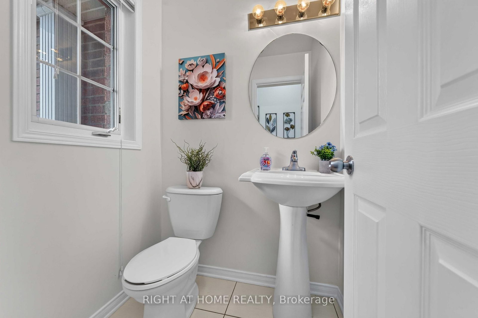 343 Amici Terrace • Ottawa, ON photo 12