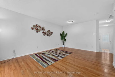 343 Amici Terrace • Ottawa, ON photo 9