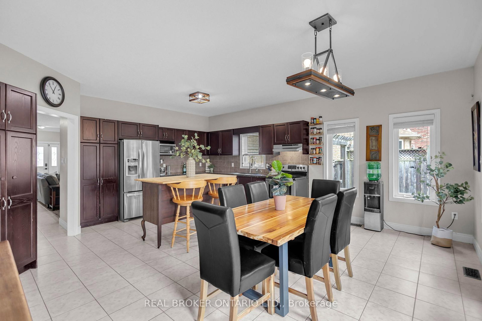 41 Harmer Crescent • Blandford-Blenheim, ON photo 12