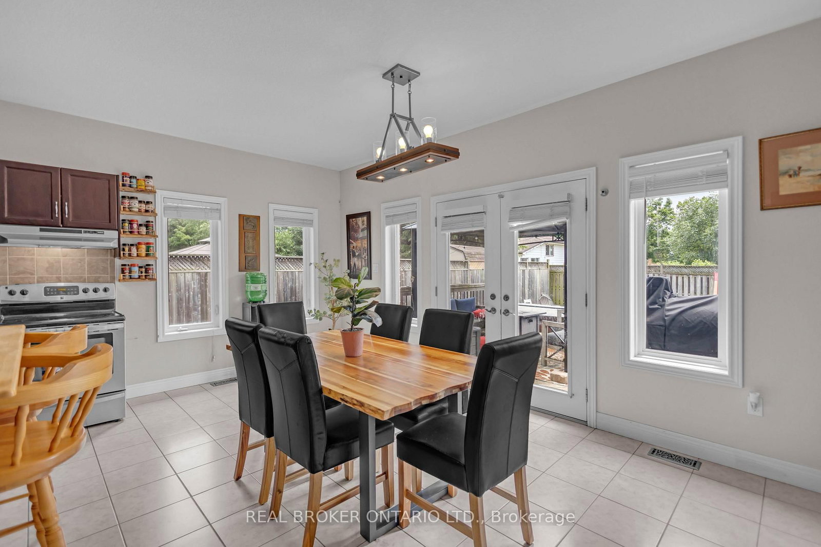 41 Harmer Crescent • Blandford-Blenheim, ON photo 14