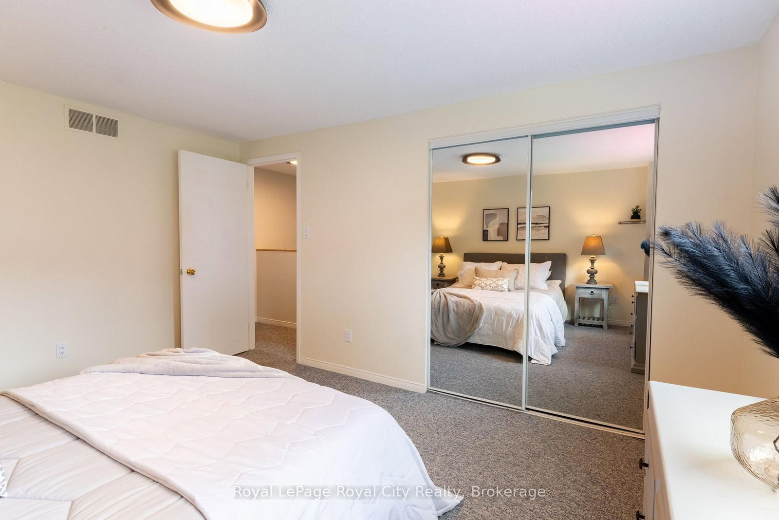 245 Elmira Road S • Guelph, ON photo 18