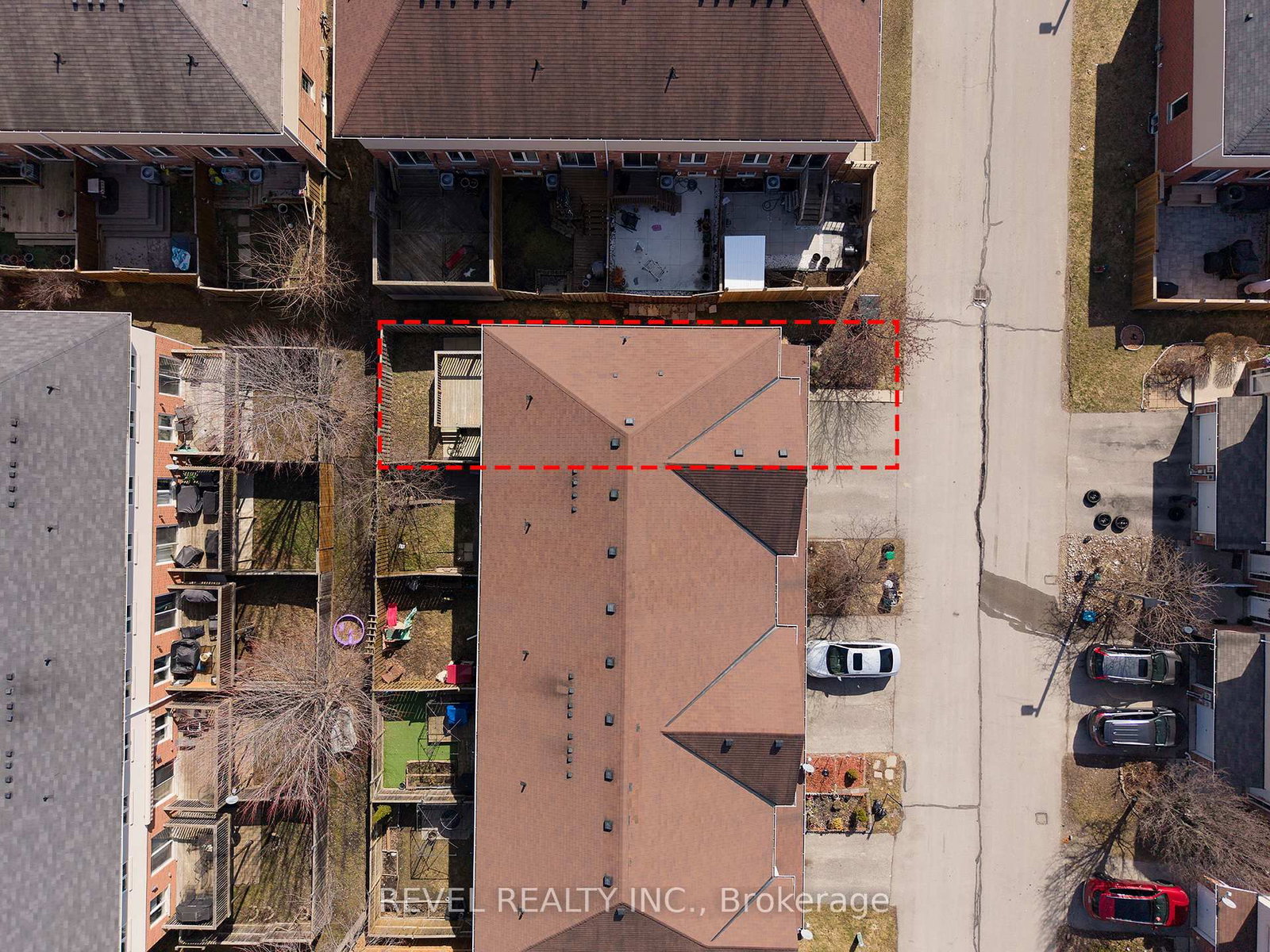 20 McConkey Crescent • #67 • Brantford, ON photo 25