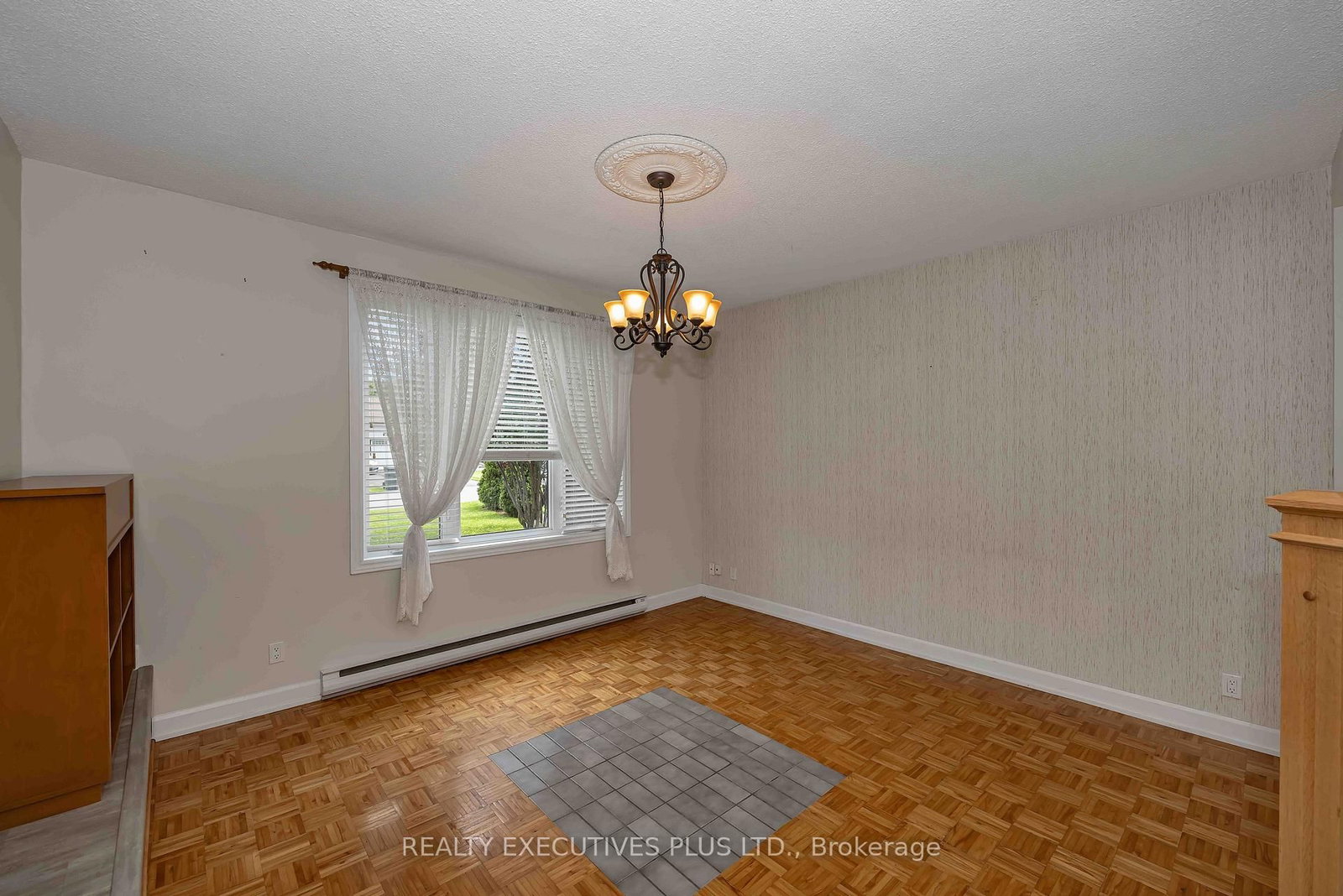 366 Charron Street • Clarence-Rockland, ON photo 7