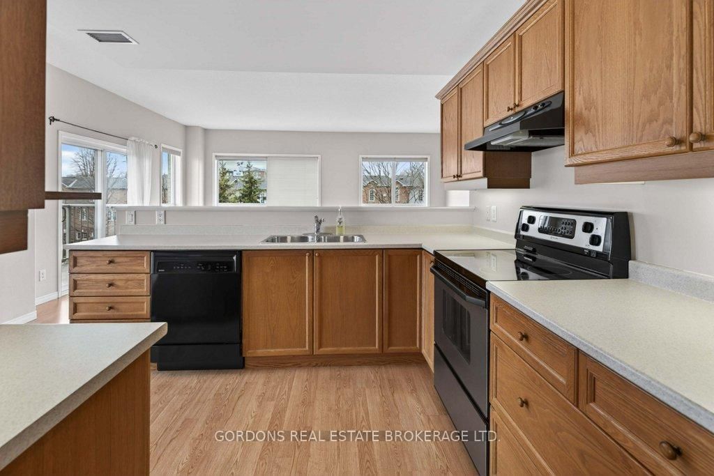 350 Wellington Street • #401 • Kingston, ON photo 21
