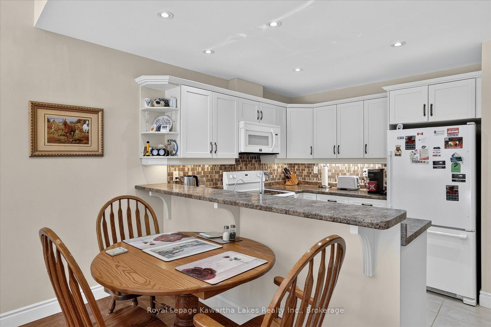 35 Green Arbour Way • #7 • Kawartha Lakes, ON photo 12