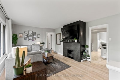 436 Baseline Road E • London South, ON photo 5