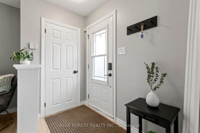 436 Baseline Road E • London South, ON photo 9
