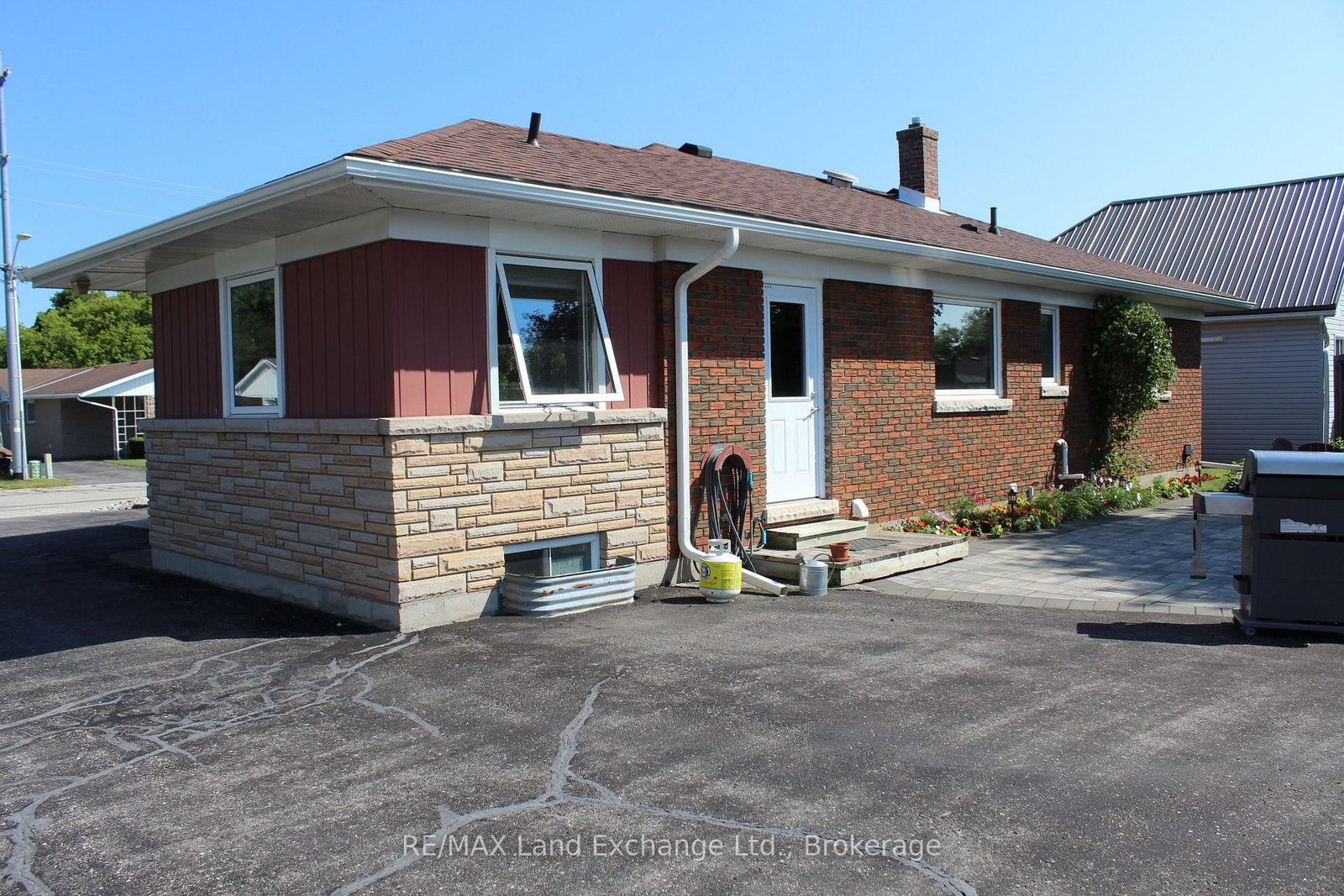 380 Princes Street S • Kincardine, ON photo 13