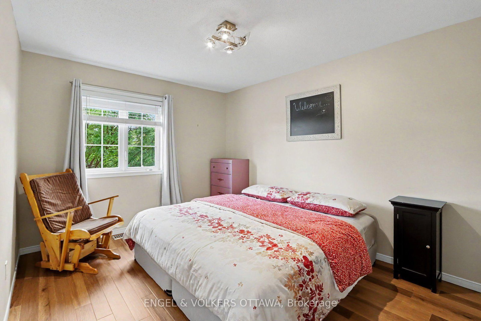 55 Hathaway Drive • Ottawa, ON photo 16