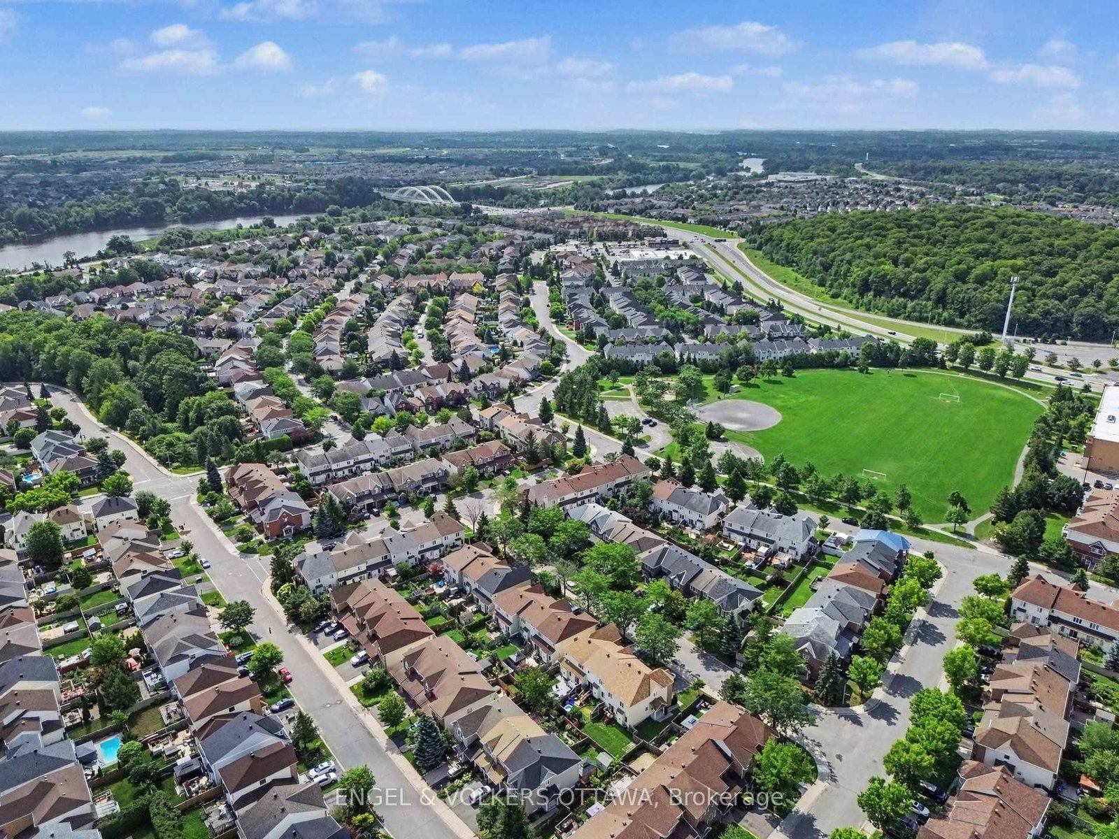 55 Hathaway Drive • Ottawa, ON photo 22