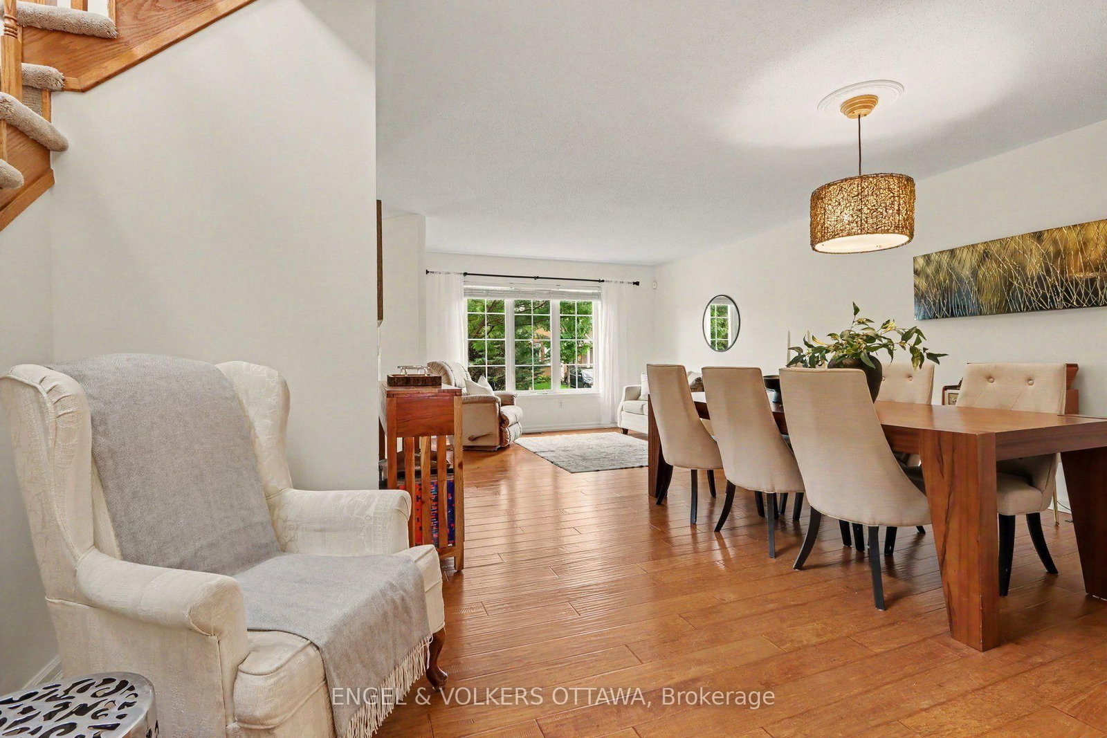 55 Hathaway Drive • Ottawa, ON photo 6