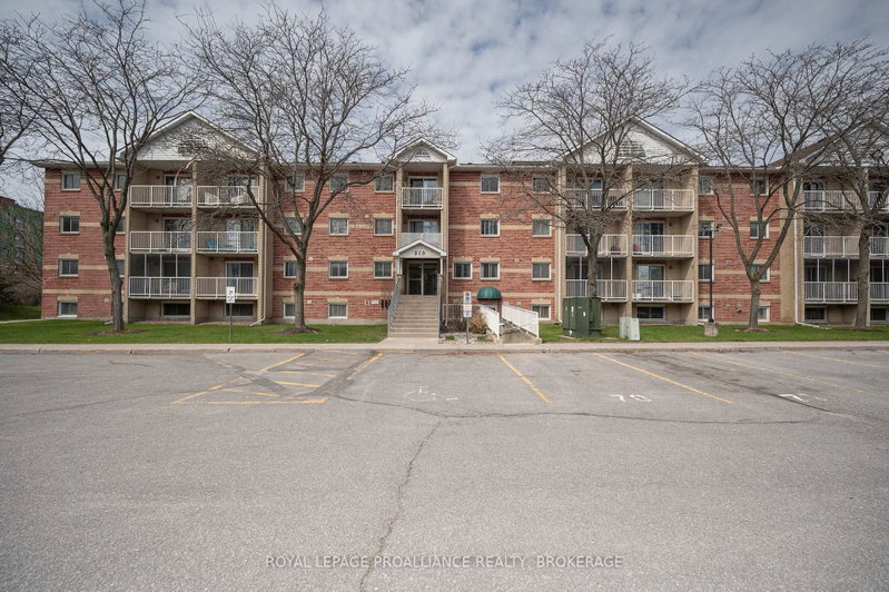 313 - 310 Kingsdale Avenue