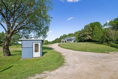 231658 Concession 2 WGR, RR3 • West Grey, ON photo 7